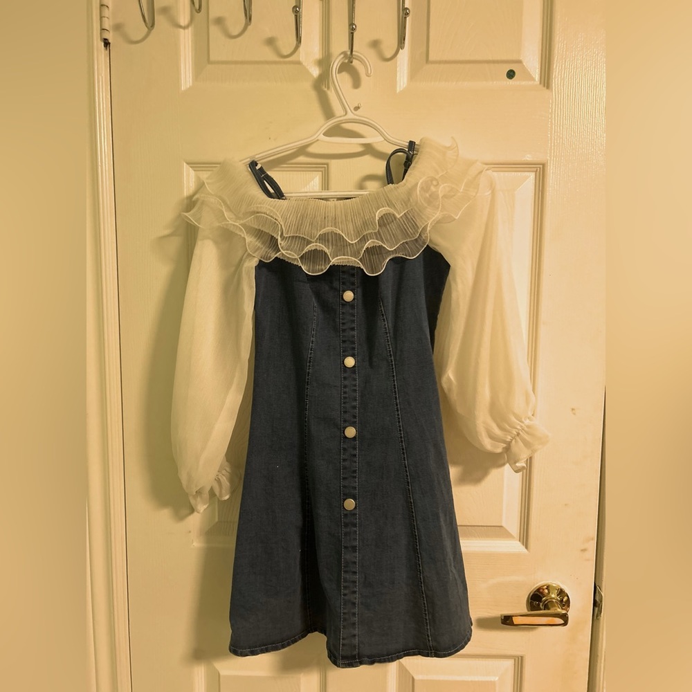 CUTE SHORT DRESS